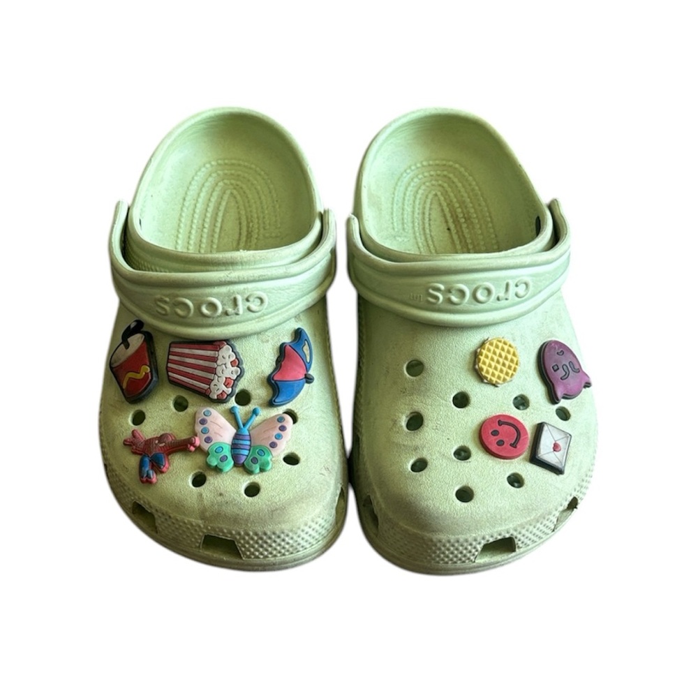 CROCS Light Green Kids Clogs with Fun Jibbitz Charms, size J1